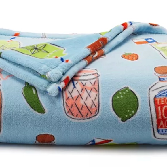 Kohl's Bedding The Big One Texas Margarita Plush Throw Blanket 5ft